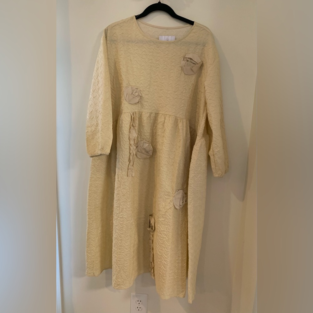 Cream Boutique dress. One Size